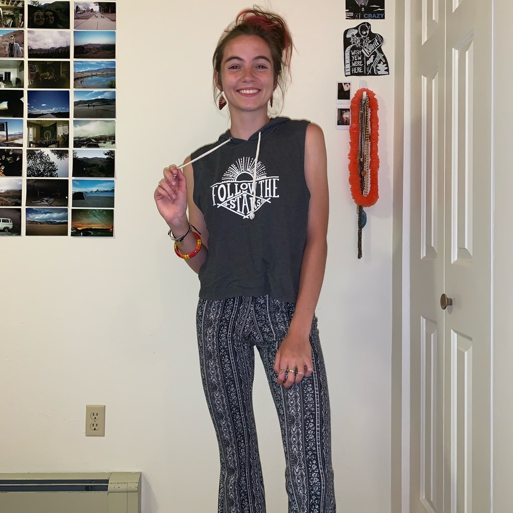 “Follow the stars” hoodie tank top